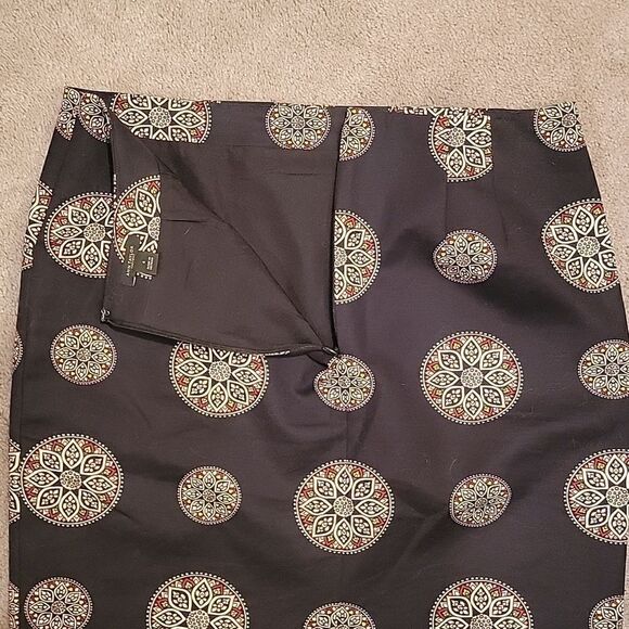 Ann Taylor black print skirt 6 - Picture 6 of 10